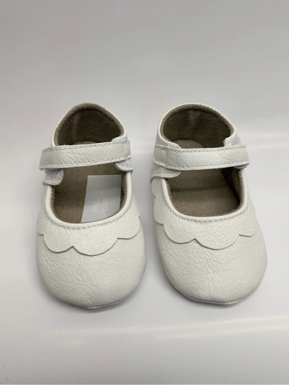 Felix and Flora Baby Girls White Soft Sole Shoes 12-18 Months
